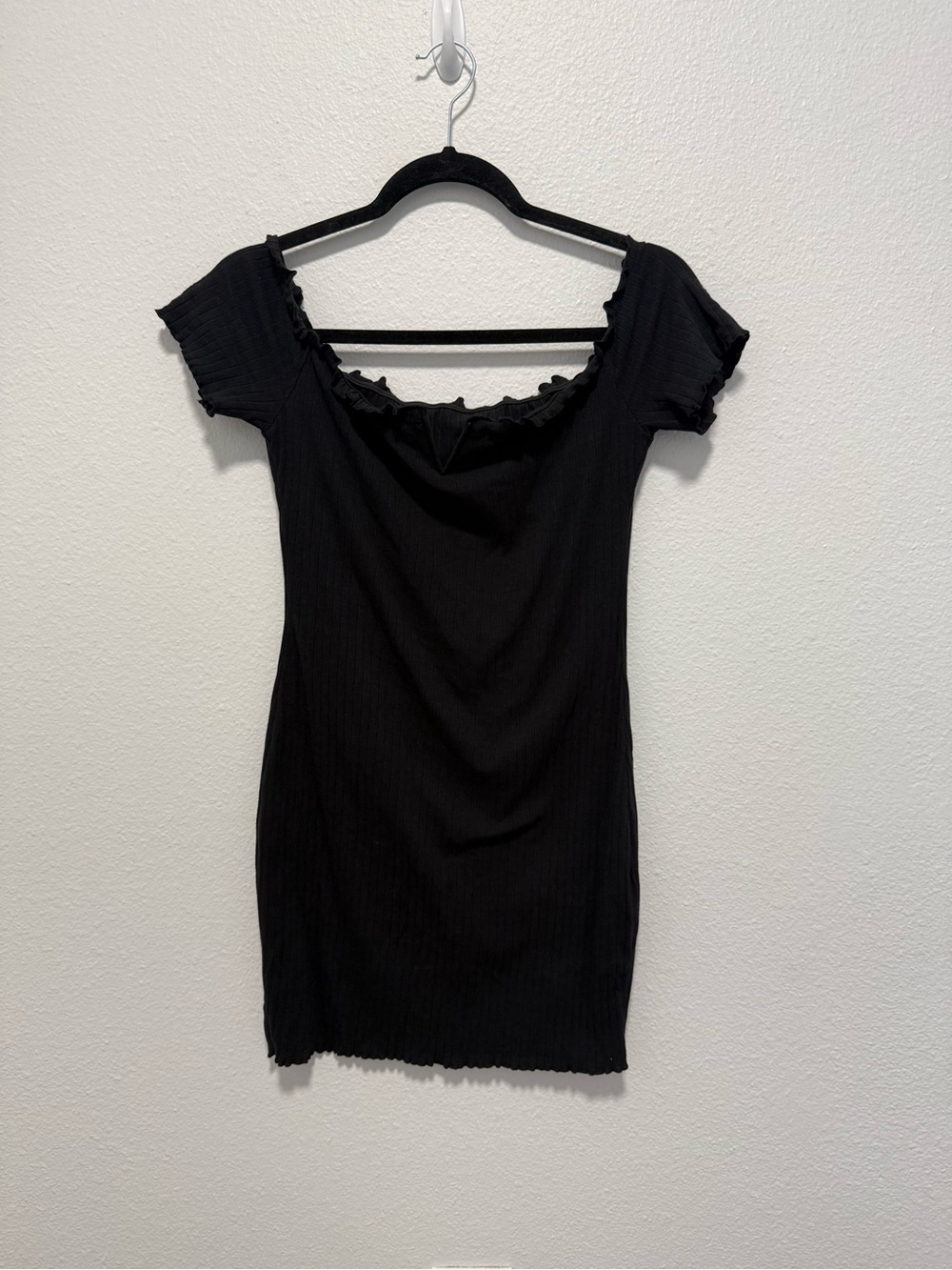SHEIN Black Off-Shoulder Bodycon Mini Dress Size Medium